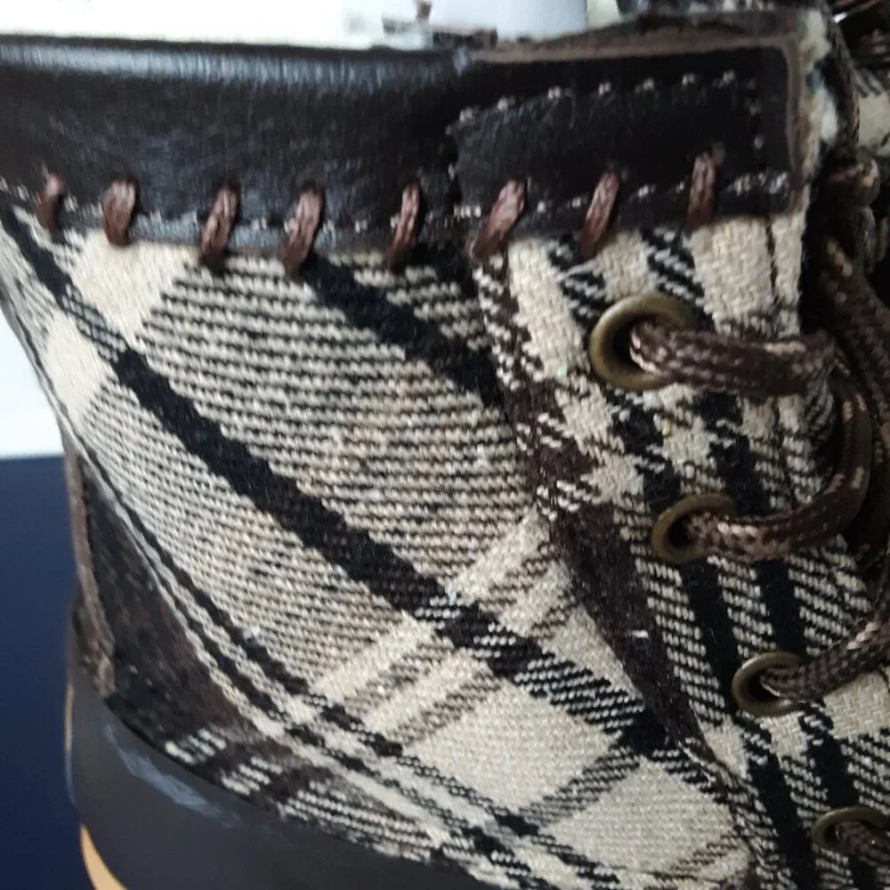 Pendleton Women's Winter Duck Boot size 6M Plaid Shoes